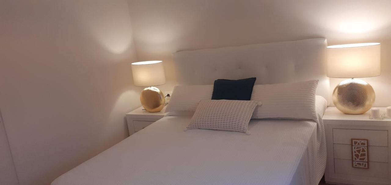 Sitio de Calahonda Apartamento- Atico En Mijas Costa , Con Piscina. מראה חיצוני תמונה